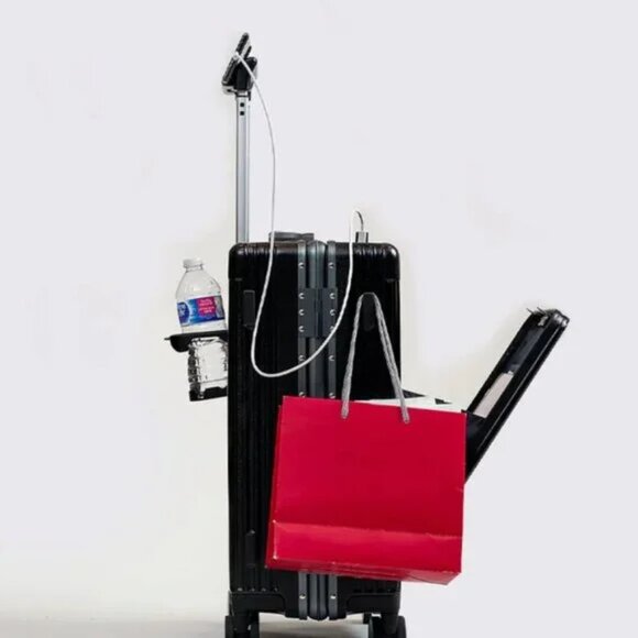 NEW IN BOX NOBL black carry on spinner luggage - Picture 3 of 15